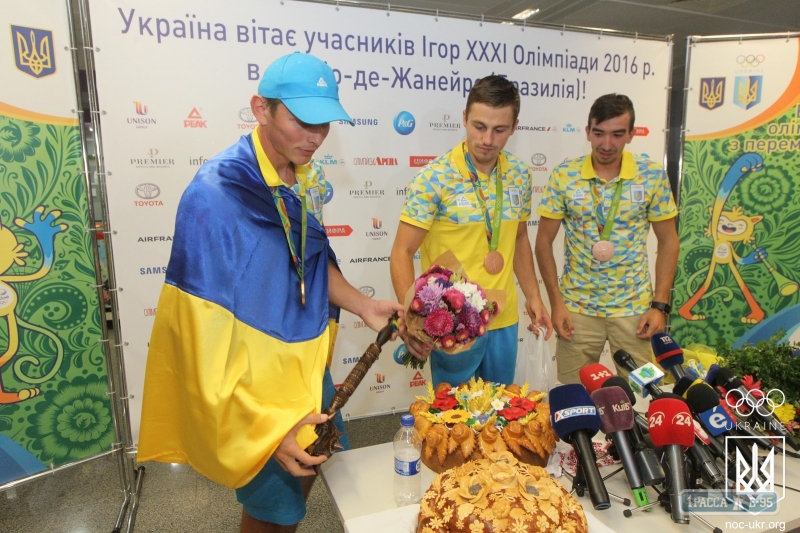 В Киеве торжественно встретили олимпийского чемпиона из Одессы Юрия Чебана (фото)