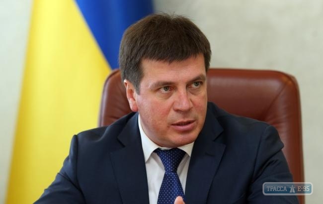 Вице-премьер требует отчета о расходовании средств, выделенных на ремонт трассы Одесса - Рени