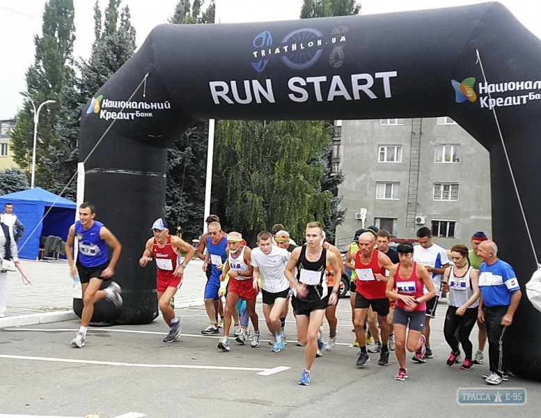 Полсотни спортсменов приняли участие в международном марафоне в Измаиле