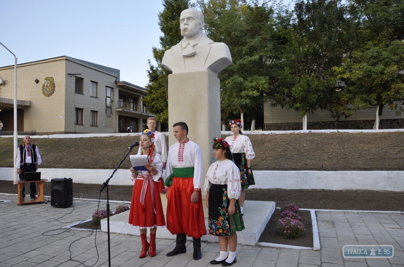 В Болградском районе установили первый памятник Шевченко