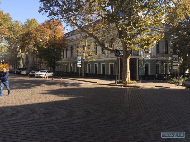 Пешеходный участок в центре Одессы открыли для проезда автомобилей