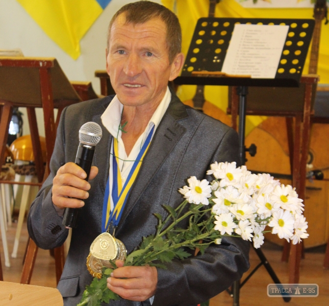 Учитель физкультуры из сельской школы Одесской области стал чемпионом мира по греко-римской борьбе