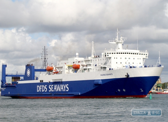 Известная судоходная компания переводит паромные перевозки из Черноморска в Ильичевский рыбный порт