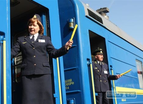 Одесская железная дорога испытывает дефицит кадров