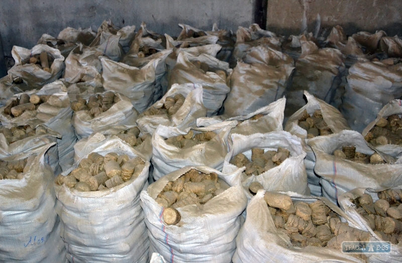 Мини-завод по производству соломенных брикетов заработал в Измаильском районе