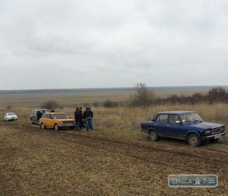 Трое подростков в Одесской области забили до смерти и сожгли человека