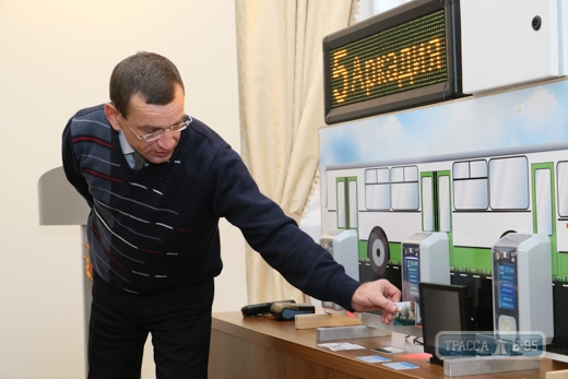 Одесса переходит на электронные билеты в трамваях и троллейбусах
