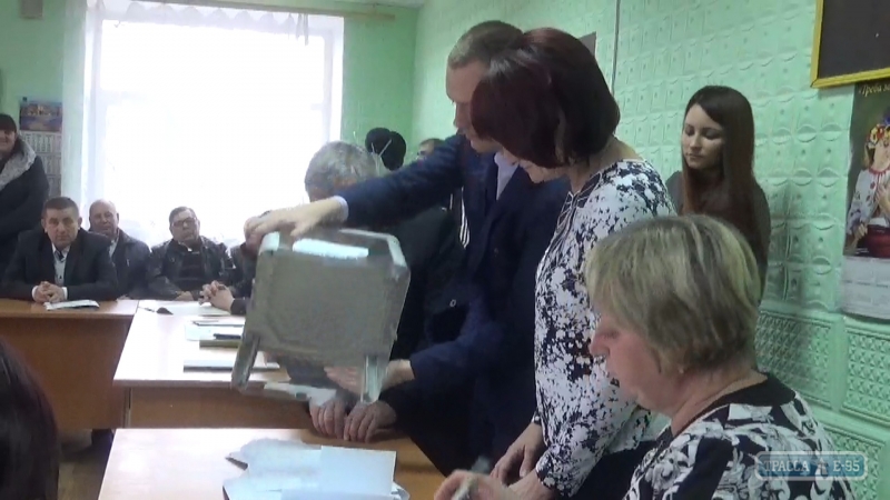 Новоизбранные депутаты Ширяевской громады приняли присягу и выбрали секретаря