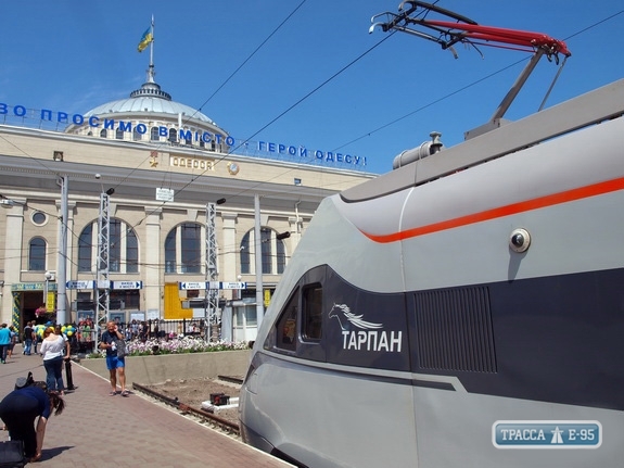 Одессу свяжут скоростным ж/д маршрутом со Львовом и Днепром уже в этом году