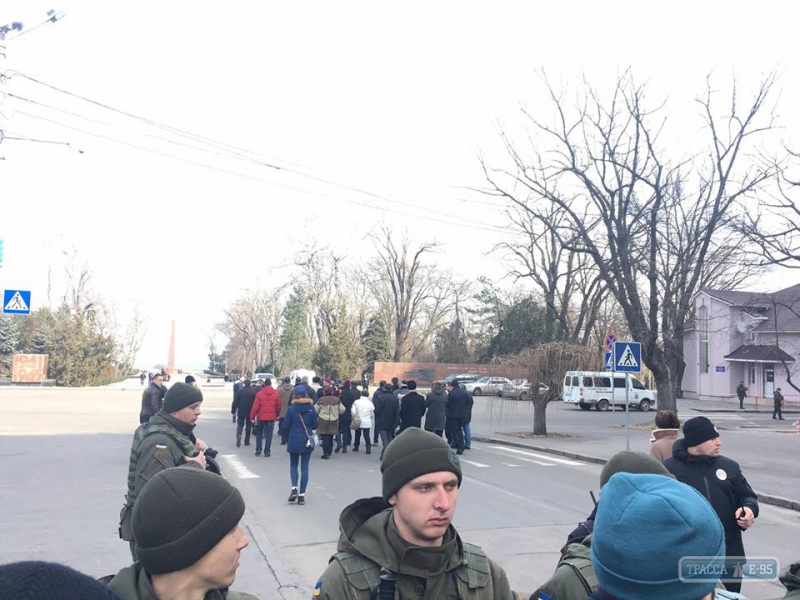 Полиция задержала неадекватного мужчину, который оскорблял людей на Аллее Славы в Одессе