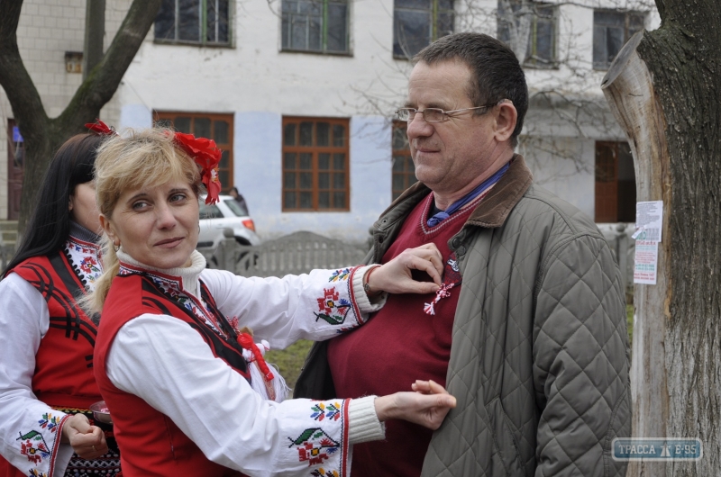 Жители Болграда встретили весну, повязав мартеницы