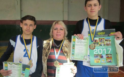 Спортсмены из Раздельной стали бронзовыми призерами Чемпионата Украины по пляжному волейболу