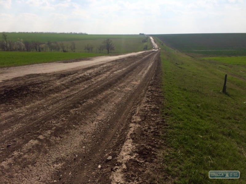 Жители ряда сел в Одесской области из-за отсутствия дорог полностью отрезаны от цивилизации