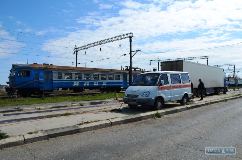 Одесские железнодорожники планируют возобновить капремонт моста в Затоке осенью