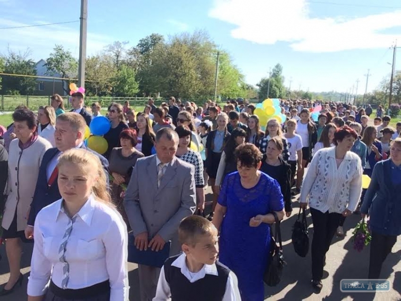 Жители Захаровского района отметили День Победы многолюдными митингами