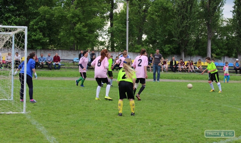 Команды из четырех областей Украины сразились на женском турнире по мини-футболу в Ананьеве