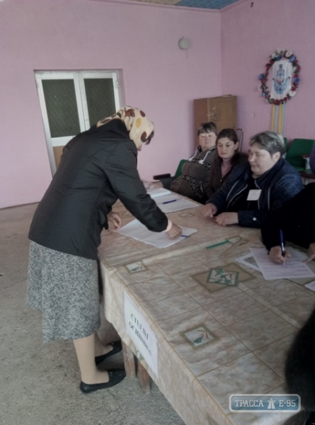 Выборы старост сельсоветов проходят на пяти избирательных участках Ширяевской громады