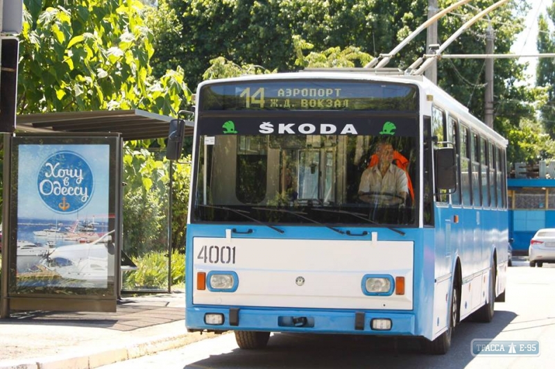 Троллейбусы двух маршрутов не ходят из-за ДТП в Одессе