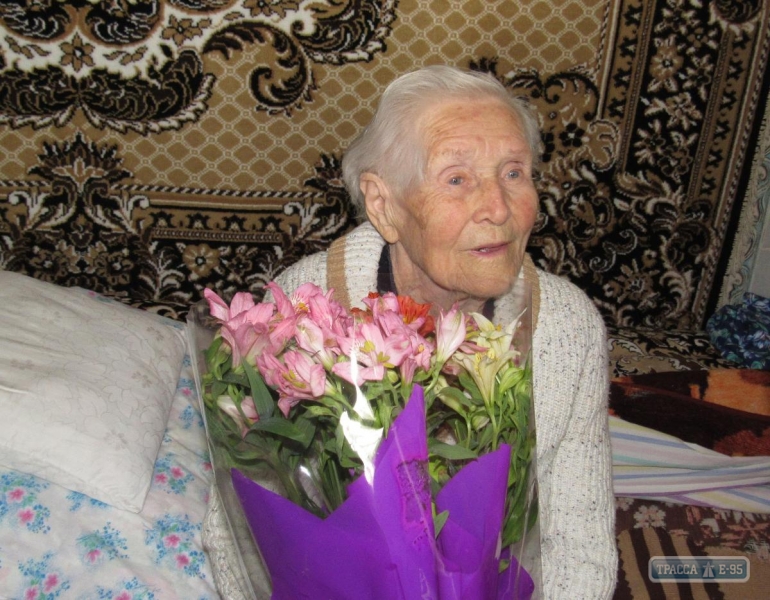 Жительница Белгорода-Днестровского отметила 100-летний юбилей