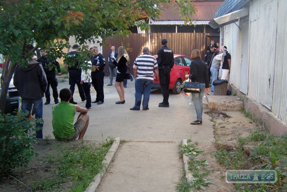 Поножовщина в баре на поселке Котовского в Одессе: четверо ранены, один мужчина погиб