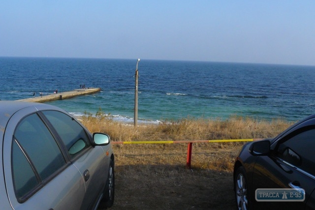 Мэр частично запретил въезд автомобилей в прибрежную зону Одессы