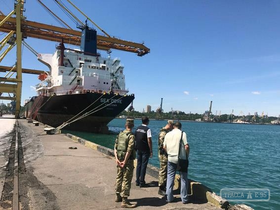 Правоохранители раскрыли масштабную схему разворовывания денег в одесских портах
