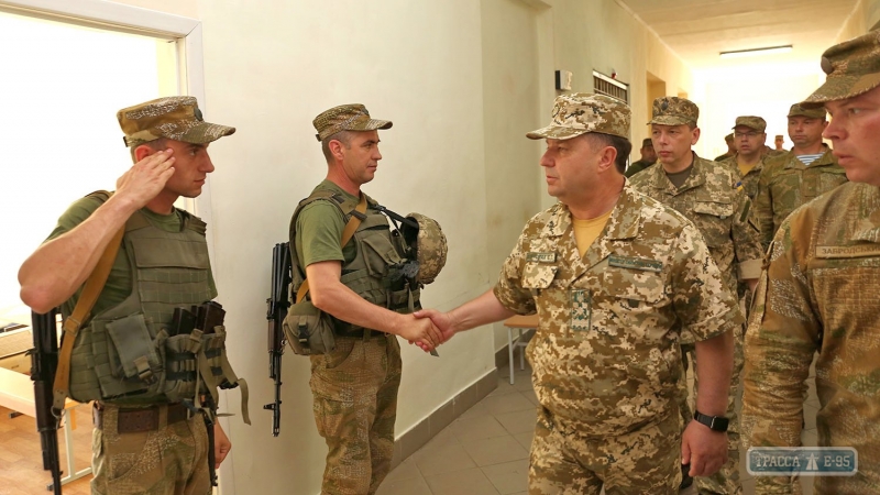 Минобороны хочет увеличить численность войск на юге Одесской области