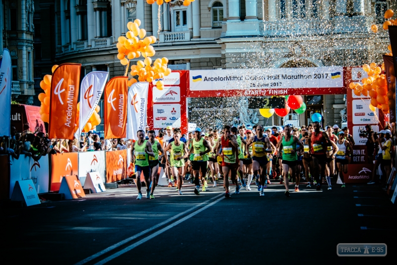 Бегуны из Одессы и Николаева стали победителями грандиозного Odesa Half Marathon - 2017 (фото)
