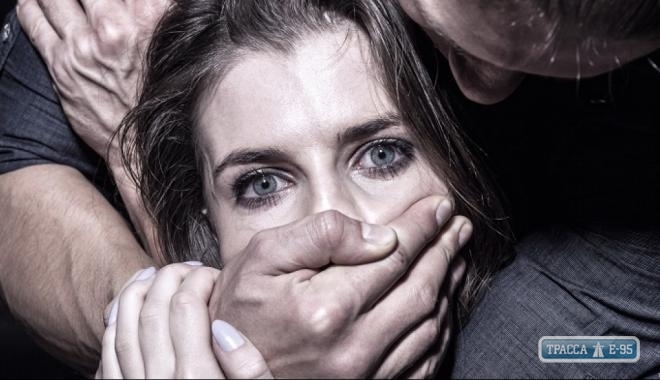 Подозреваемые в изнасиловании девочки в Крыжановке оказались подростками