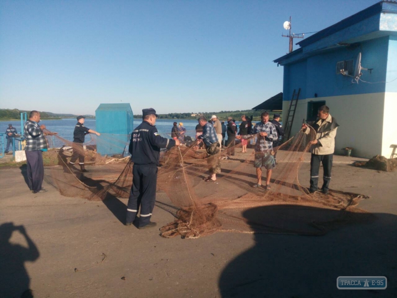 Спасатели нашли тела трех сестер, утонувших во время прогулки на лодке в Одесской области