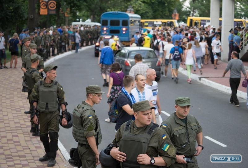 Тысяча полицейских обеспечат общественный порядок во время футбола в Одессе