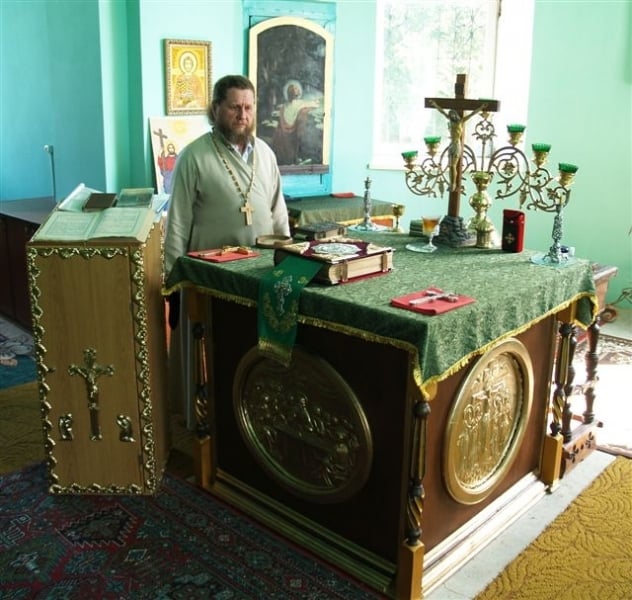 Священник из Любашевского района Одесщины ищет спонсоров, чтобы восстановить церковь (фото)