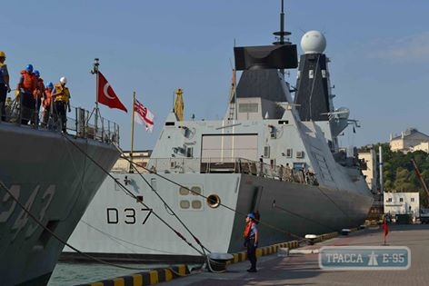 Корабли НАТО прибыли в Одессу (фото)