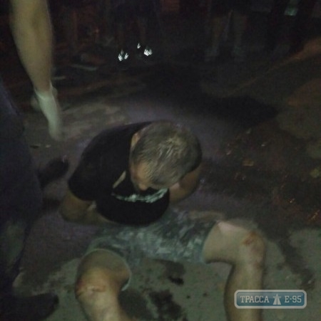 Полиция в Одессе задержала пассажиров такси, пытавшихся задушить водителя