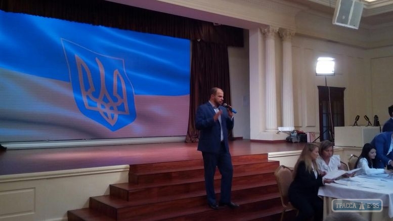 Соратник Алексея Гончаренко отберет депутатский мандат у перебежчика из Одесского облсовета