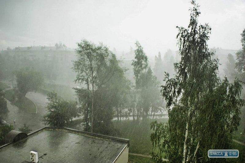 Синоптики предупреждают об ухудшении погоды в Одесской области: дождь и шквалы