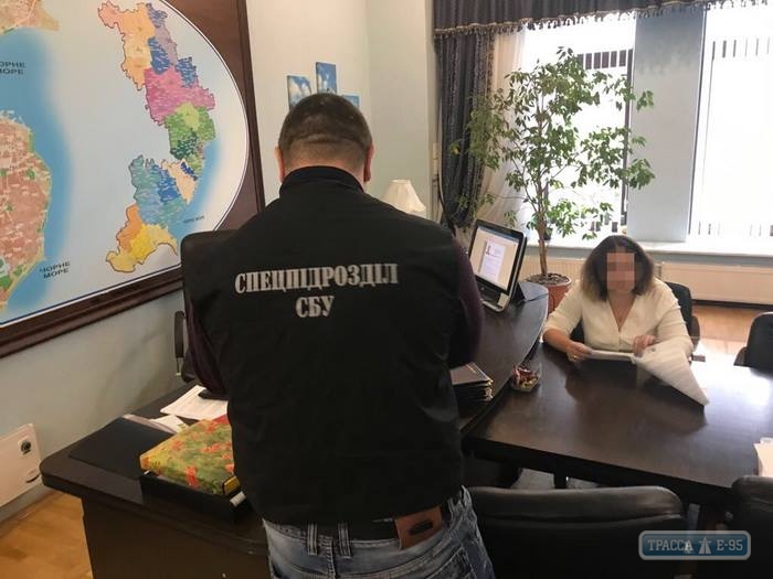 Укрпочта отстранила от работы руководителя Одесского филиала, пойманного на взятке