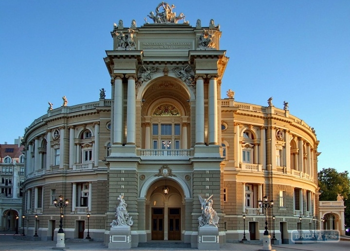 Одесса и Львов хотят объединить оперные театры Украины