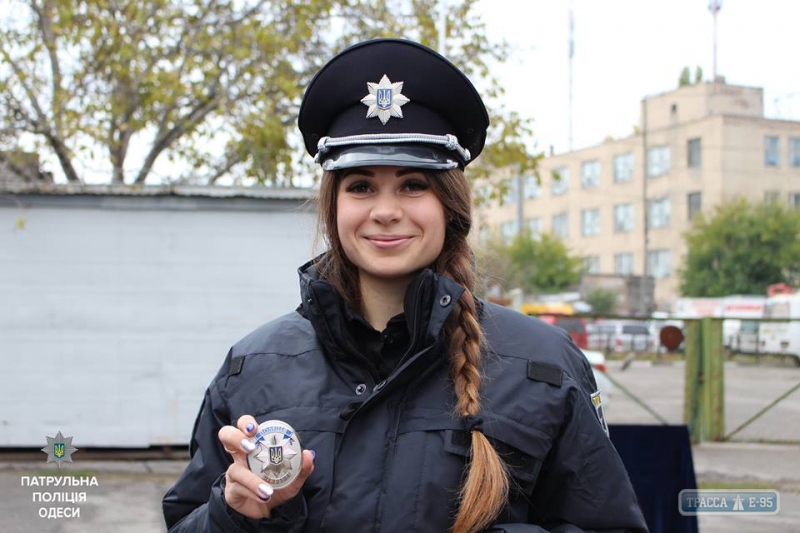 Почти сто девушек и парней пополнили ряды Патрульной полиции Одессы (фото)