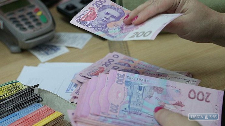 Средняя зарплата в Одессе выросла на полторы тысячи гривен с начала года