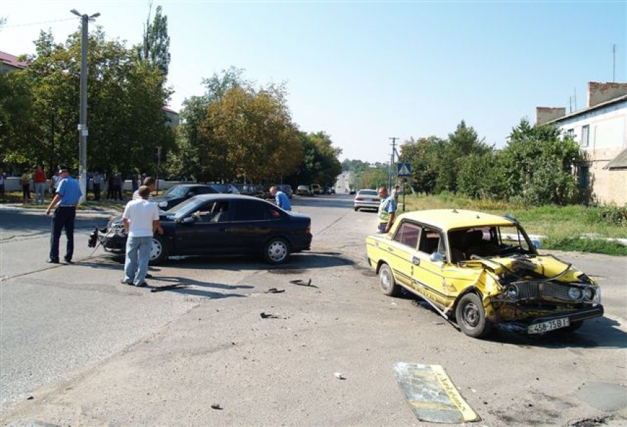 ДТП с участием экс-руководителя Любашевского района Одесчины произошло в райцентре (фото)