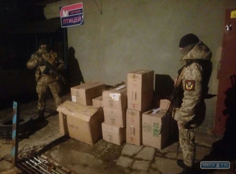 Правоохранители избавили жителей Подольска от опасных сигарет на 600 тыс. гривен (фото)
