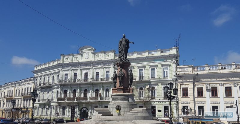Памятник Екатерине ІІ и Основателям Одессы в центре города могут снести как символ «русского мира»