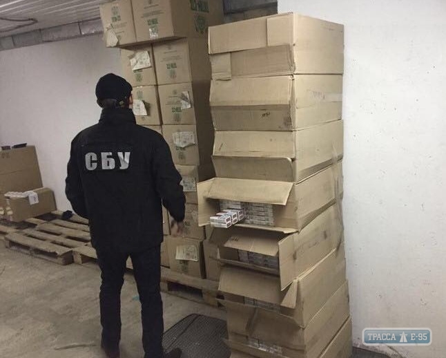 СБУ изъяла в Одессе партию поддельных сигарет на 1 миллион гривен