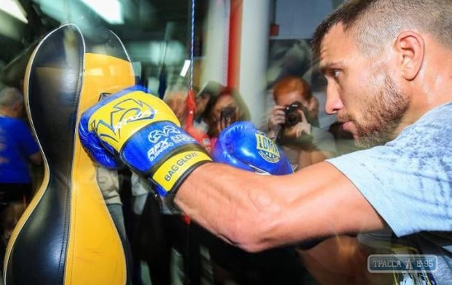 Выходец из Одесской области Ломаченко вновь назван лучшим боксером года