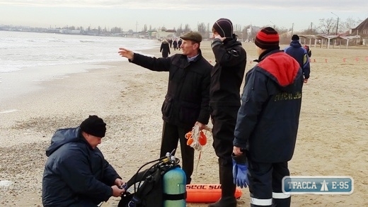 Одесские спасатели готовят пляжи к крещенским купаниям