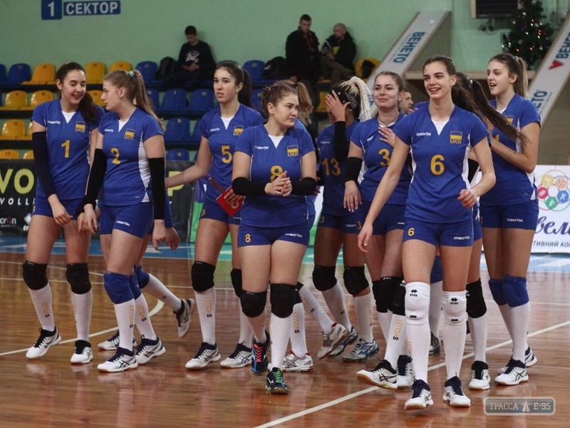 Волейболистки из Южного в составе сборной Украины вышли во второй раунд европейского отбора