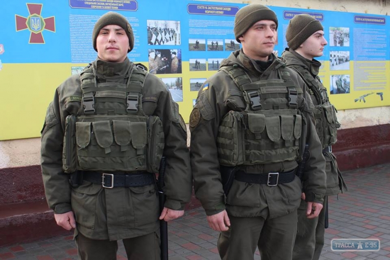 Военный патруль задержал грабителей в Одессе на Дерибасовской