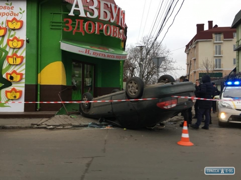 Одесские полицейские задержали вора в законе, не ушедшего от погони (фото)