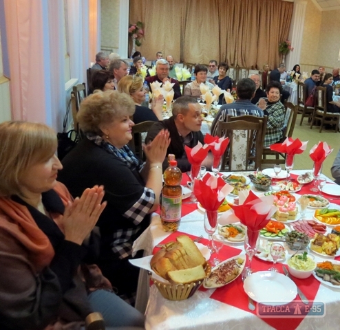 День Святого Валентина в Болграде отметили семейным вечером для влюбленных пар